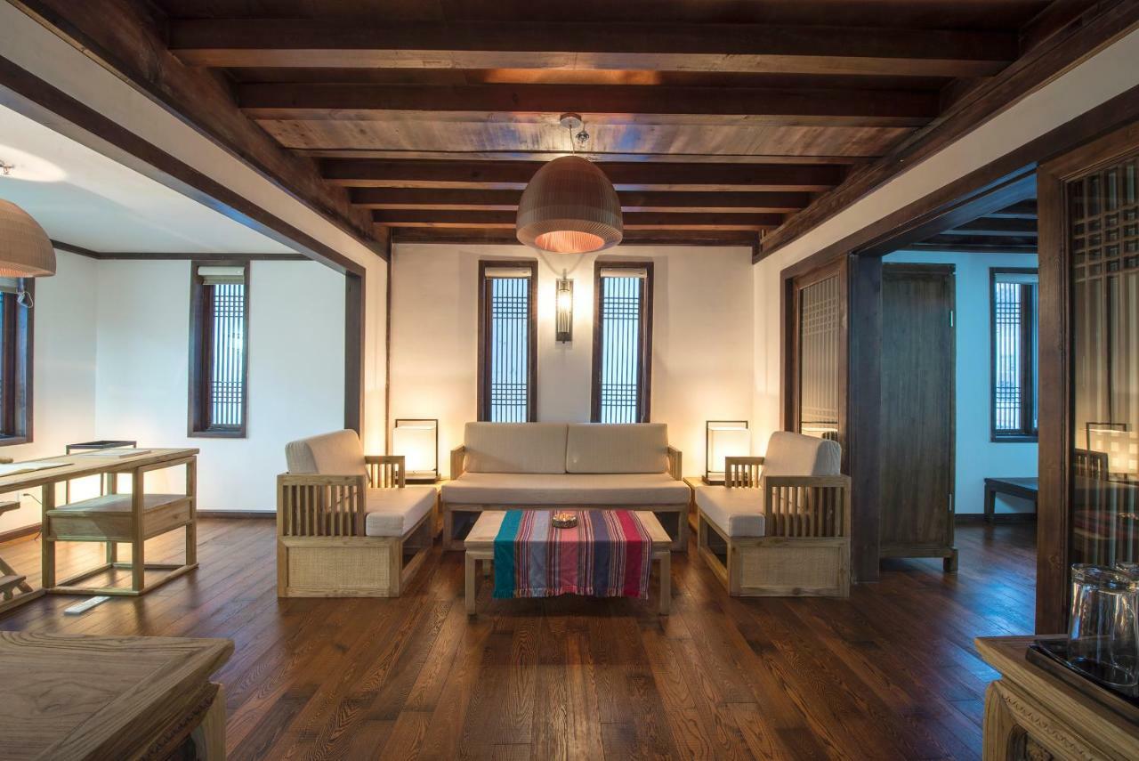 Lijiang Cheriton Hotel Exterior foto